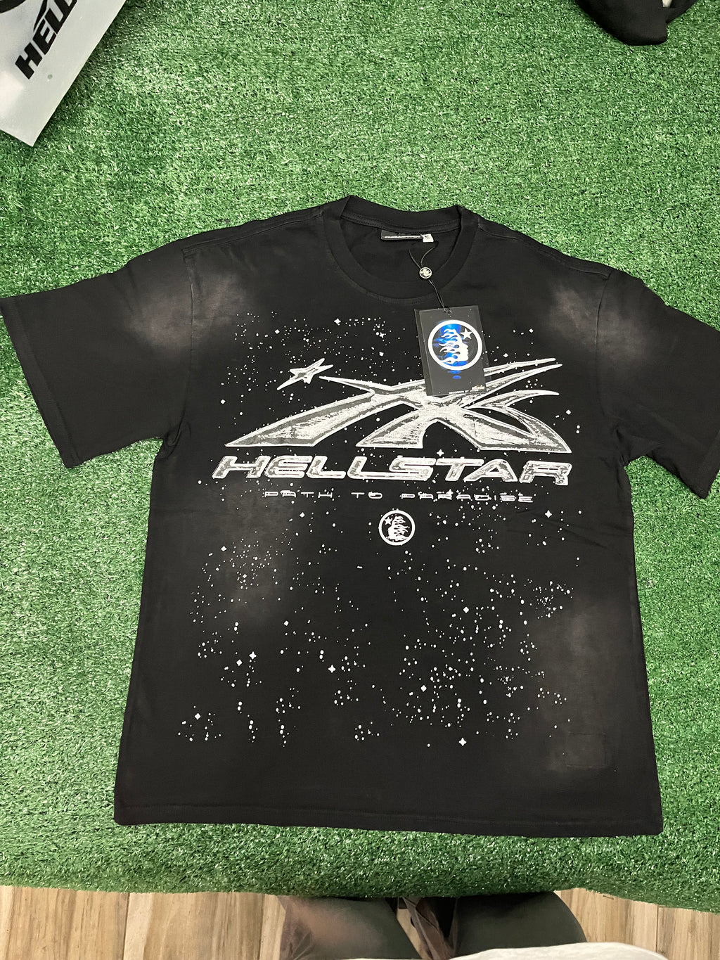 He’ll’star shirt size m