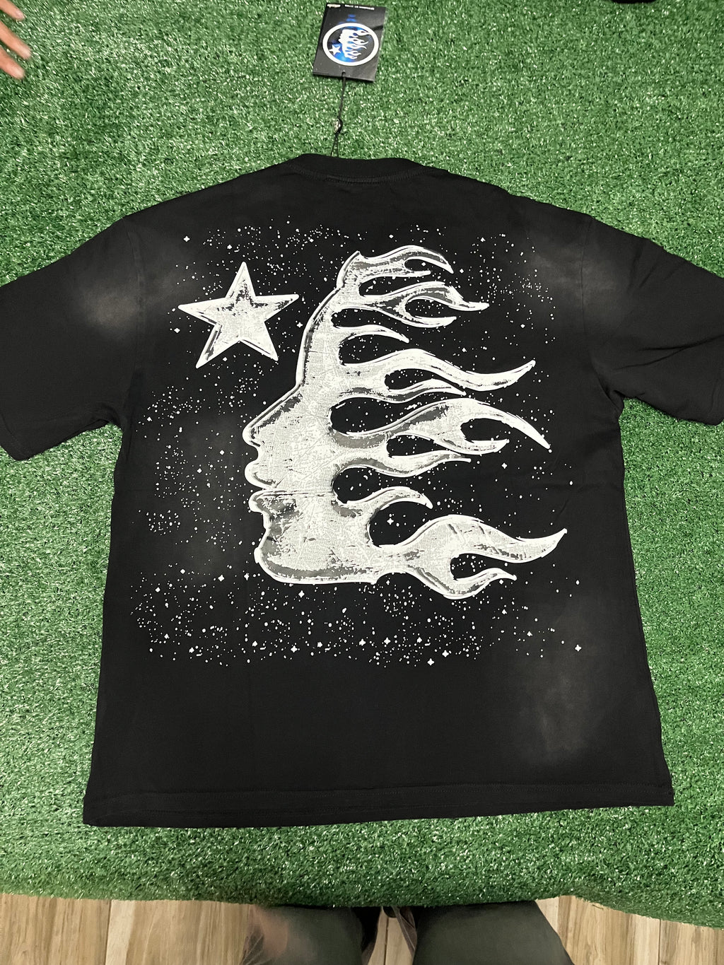 He’ll’star shirt size m